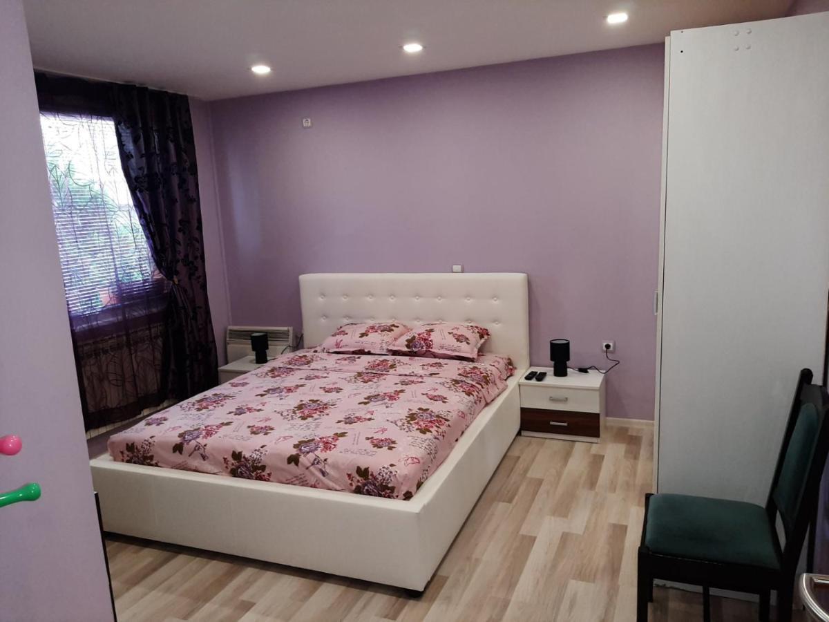 Къща За Гости Градина Aheloy Exteriör bild